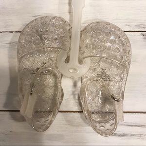 🆕 NWOT “Jelly” shoes. Clear & silver. Brand new!
